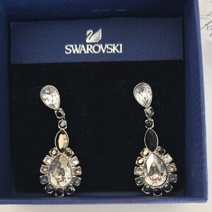 Swarovski Crystal and Black Drop Earrings
